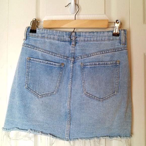 PACSUN Vintage Denim Skirt Size 25 Light Wash Button Front Pockets Raw Hem - Picture 3 of 9